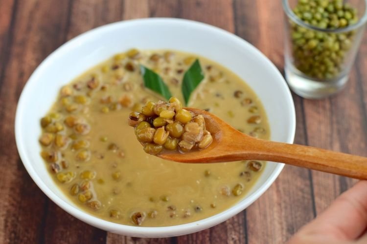 Resep Bubur Kacang Hijau Khas Solo Manis Legit yang Hangat