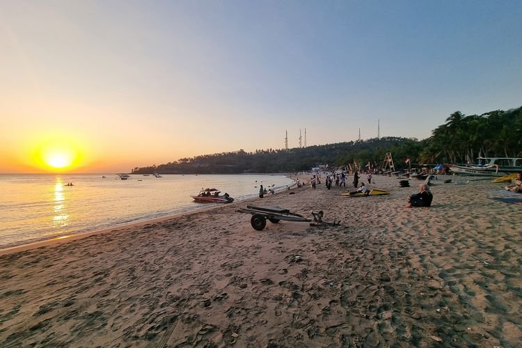 Keindahan Lombok Barat: 4 Destinasi Wisata Alam yang Memukau!