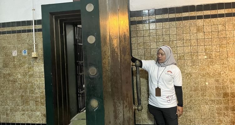 8 Koleksi Unik Museum Mandiri Jakarta, Salah Satunya Pintu Brankas Seberat 5,5 Ton